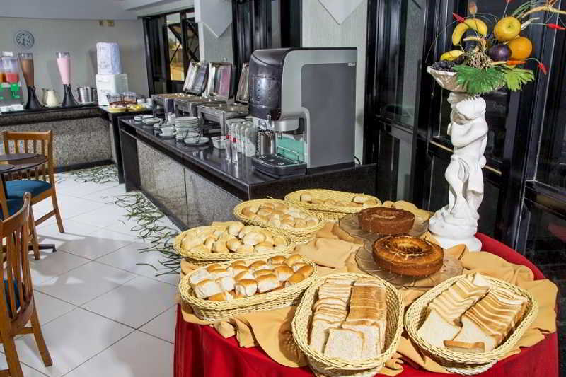 Hotel Residence Praia Hotel 2*